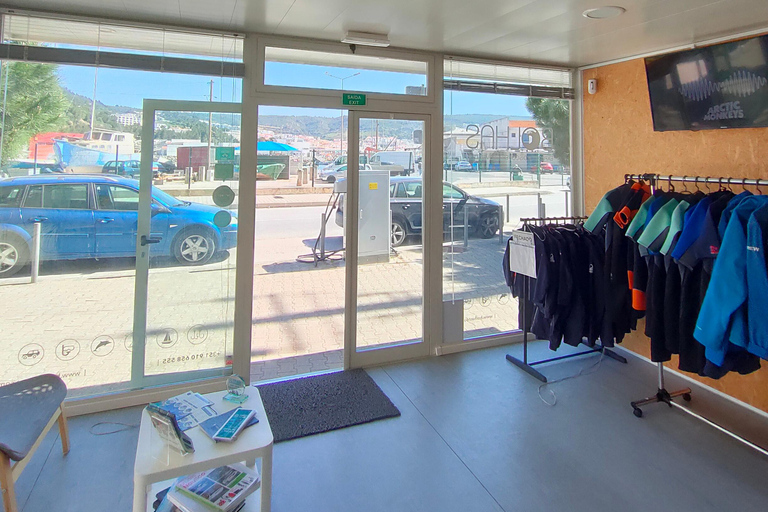 Sesimbra: Exclusive Private Yacht tour with sea activities! Sesimbra: Exclusive Private Yacht Experience and activities,