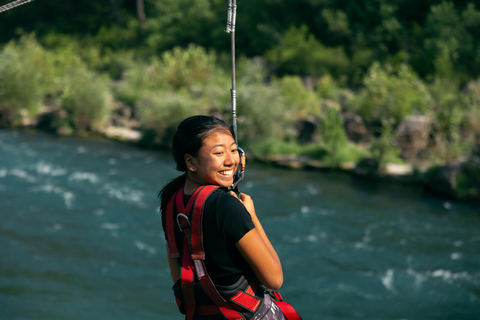 Sida: Privat rafting, zipline, fyrhjuling eller buggy med lunchPrivat forsränning, ziplining, fyrhjuling/ buggy med gemensam upphämtning