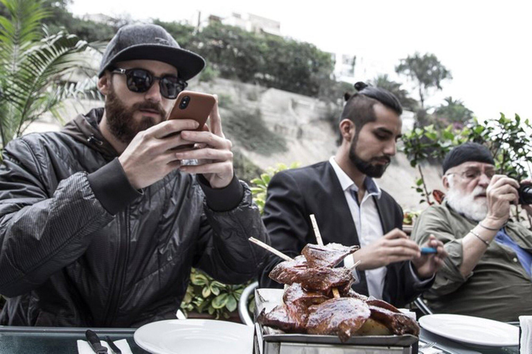 Lima: Barranco Art &amp; Food Tour com mais de 20 degustações