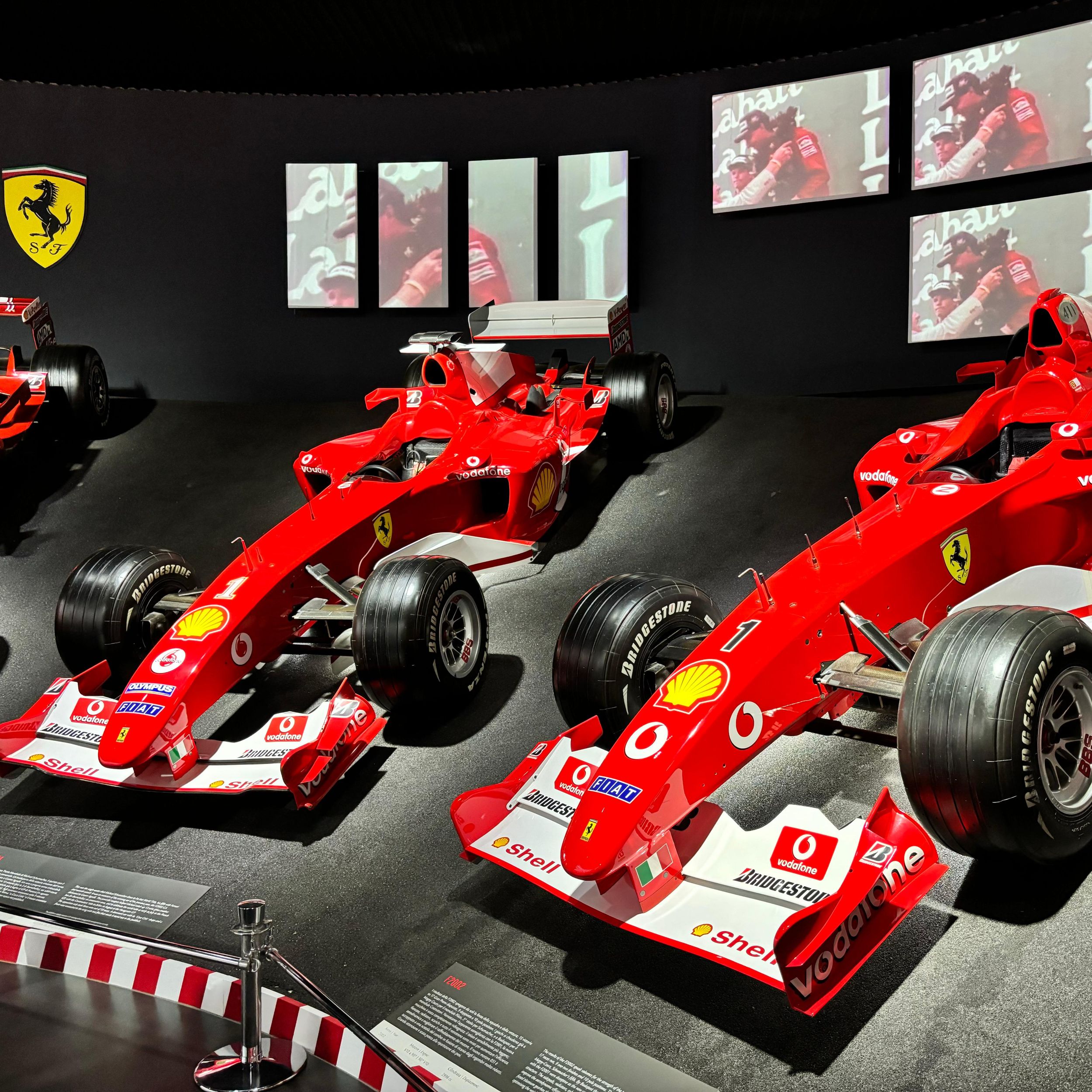 Modena: Essen & Ferrari/Lamborghini-Tour (ganztägig)