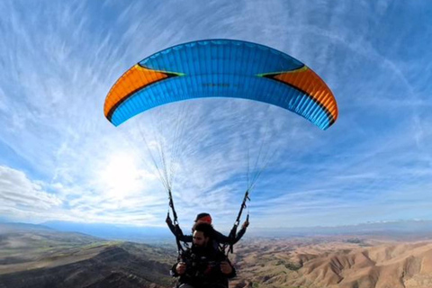 Marrakech: Paragliding Experience in the Agafay Desert