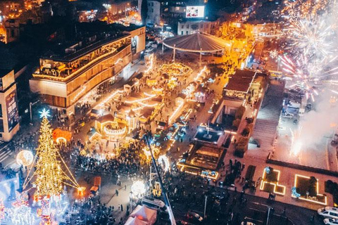 Tbilisi: tour guidato del villaggio di Natale e del mercatinoTbilisi: tour privato del mercatino di Natale del villaggio
