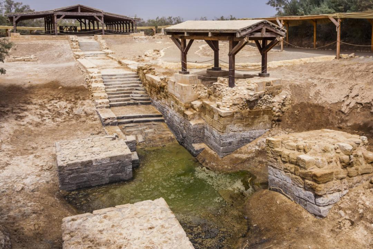 Da Amman: Escursione di un giorno al Monte Nebo, a Madaba e al sito del BattesimoSolo trasporto