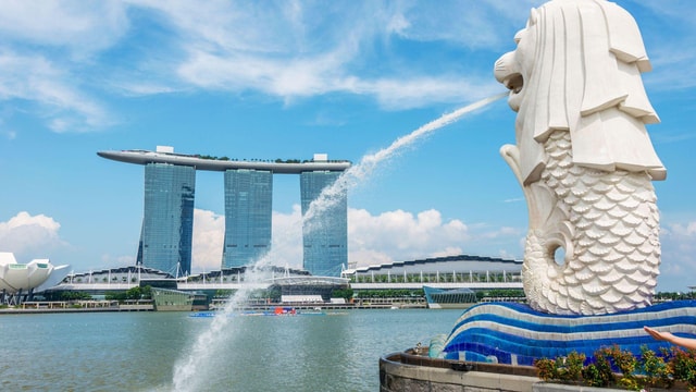 Best of Singapore: Private Walking Tour with a Local
