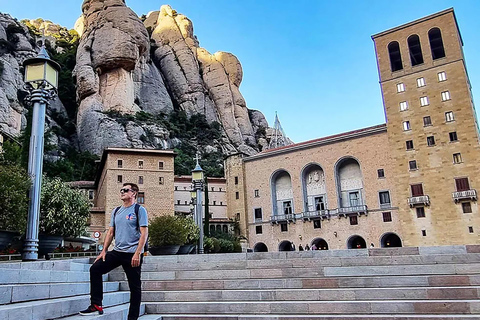 From Barcelona: Montserrat Full-Day Guided Tour