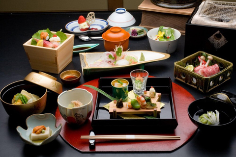 Kyoto: Kaiseki Reservation at Hanasaki Manjiro [Lunch] Murasame Kaiseki Course