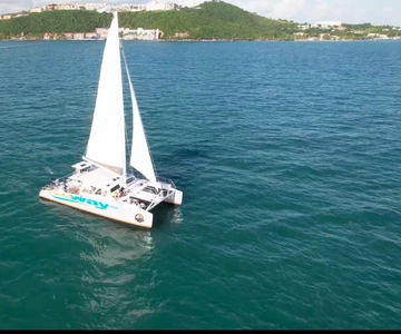Icacos: Luxury All-Inclusive Sailing Catamaran Beach Day