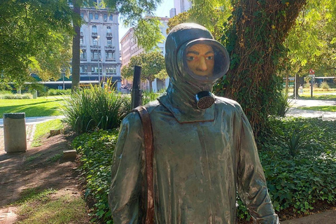 Buenos Aires: Argentine Comics Tour through the Comic Walk Quadrinhos em Português