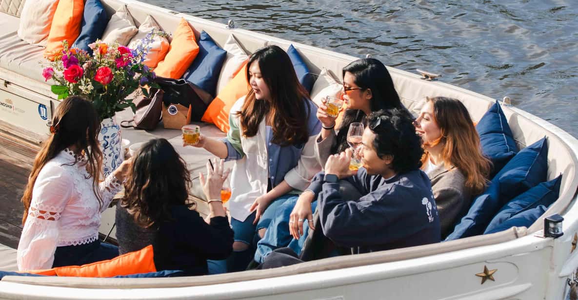 Afbeelding 7 van Amsterdam: luxe grachtenrondvaart met onbeperkte cocktails en snacks