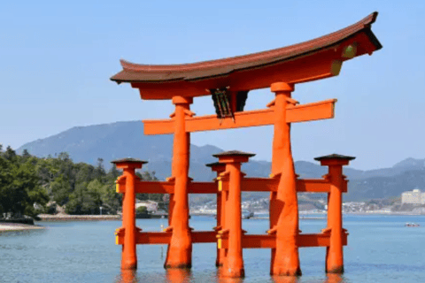 “Miyajima & Hiroshima Peace Memorial Private Guided Tour”
