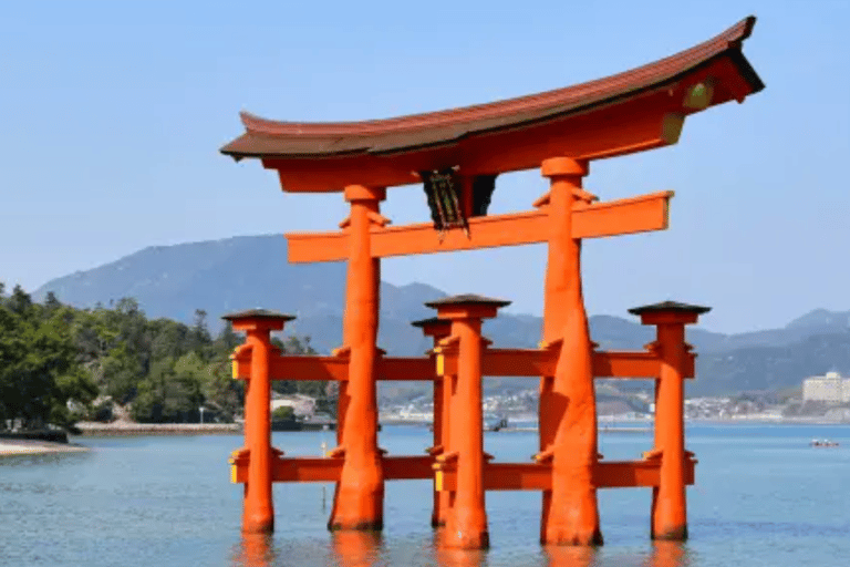 “Miyajima & Hiroshima Peace Memorial Private Guided Tour”