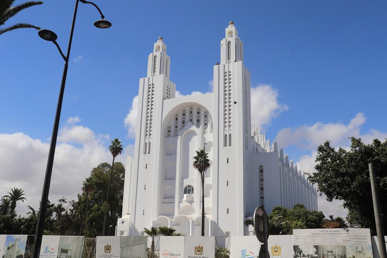 Casablanca: Layover Sightseeing Tour with Airport Transfer Layover including the Moroccan Hammam and traditional Dinner