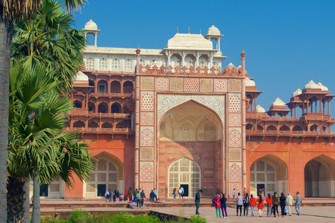 Von Delhi - Agra Sightseeing Tour mit dem Auto