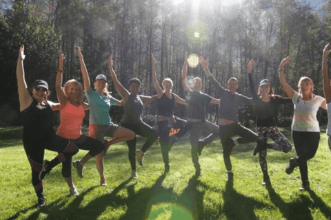 Tirana: Qigong les aan het meer