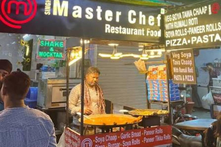 Agra by Tuk Tuk: Evening Shopping & Local Bazaar Tour