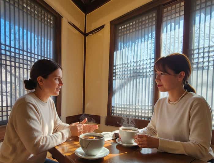 Seoul Hidden Gem Walk: Private, Local & Relaxed