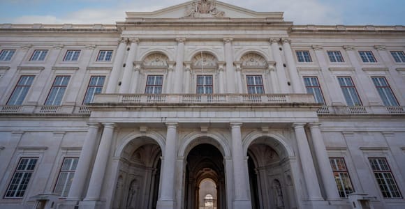 Lisbon: National Palace of Ajuda E-Ticket & City Audio Guide