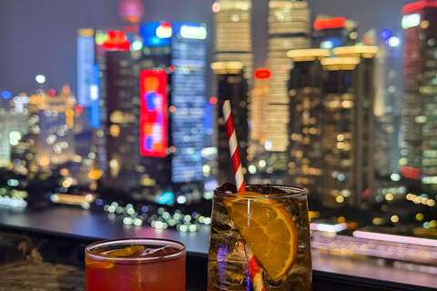 Shanghai Night Tour: Old Town, Local Dinner & Rooftop Bar