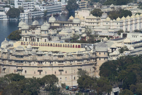 Udaipur : visite demi-journée à pied guidéeRejoignez la promenade guidée d'une demi-journée à Udaipur