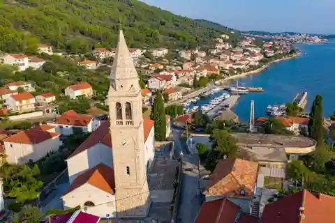 Von Zadar aus: Selbstgeführte Tagestour mit dem E-Scooter auf der Insel Ugljan