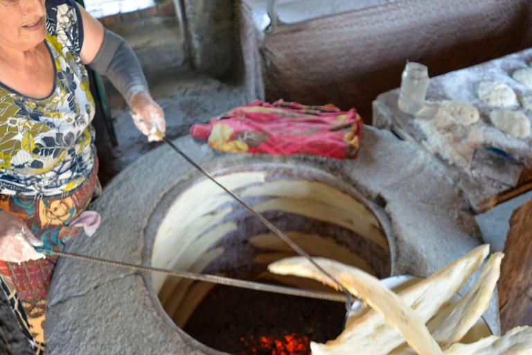 From Tbilisi: Kakheti Wine & Culture Day Tour with Tastings