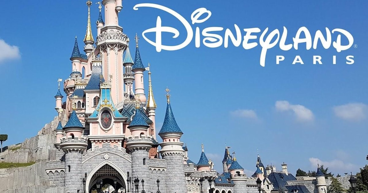 Disneyland Paris: Disney Premier Access Ultimate Day Ticket | GetYourGuide