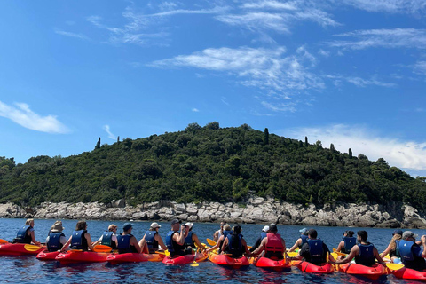 Dubrovnik : Excursion en kayak et plongée en apnée au coucher du soleilCircuit de 3 heures : Kayak et plongée en apnée au coucher du soleil