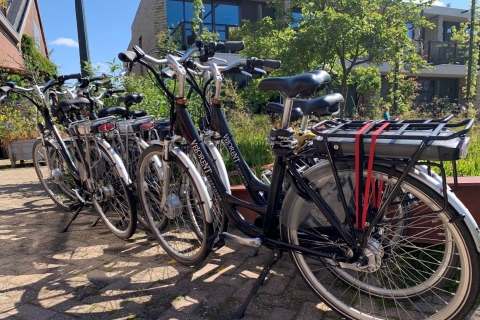 Eindhoven: Wycieczka rowerowa z przewodnikiem Najważniejsze atrakcje EindhovenEindhoven: Wycieczka rowerowa z przewodnikiem po najważniejszych atrakcjach miasta