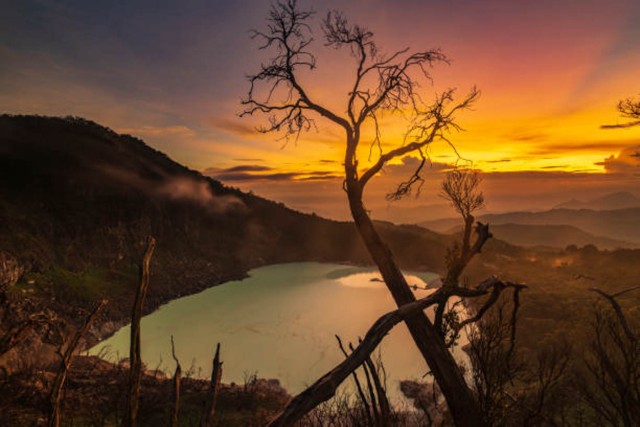 Visit Bandung  White Crater Sunrise and Hot Spring Day Tour in Bandung