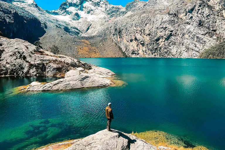 Huaraz: Hiking in the Churup Lagoon |Private|