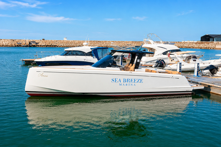 Baku: Private Yacht Tour with Dinner and Hotel Transfers