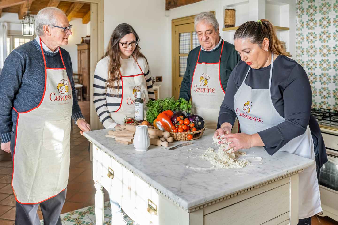 Lezione di cucina tradizionale a casa di una persona del posto vicino a Pesaro