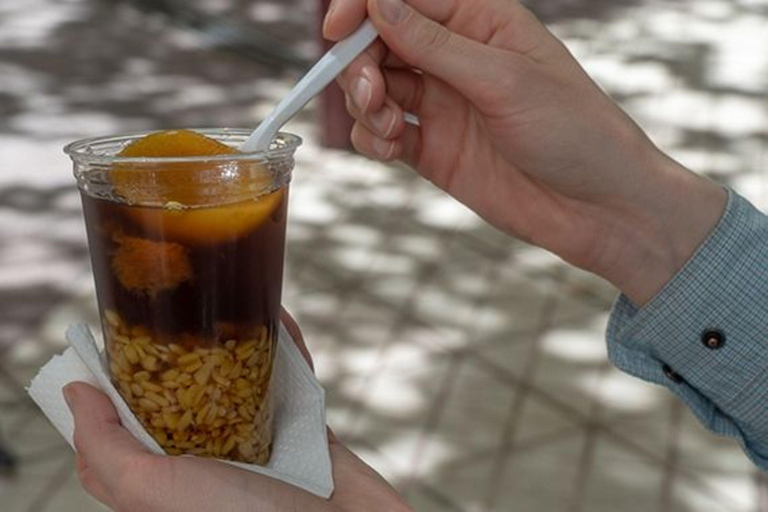 3hr Food Crawl in Valparaíso Markets Hills & Coastal Flavors