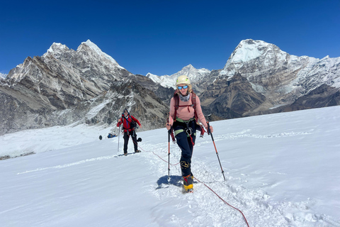 Kathmandu: Mera Peak Climbing Expedition with Guide