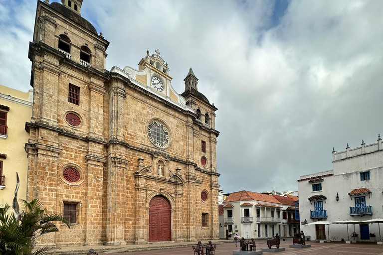 Cartagena: tour della città con pick-up e biglietti d&#039;ingressoCartagena: tour della città con prelievo e biglietti d&#039;ingresso