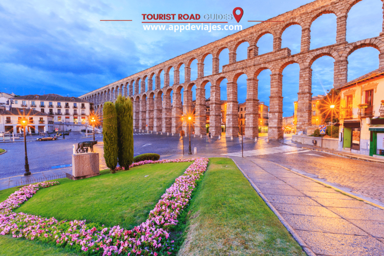 From Madrid: Tour Private Toledo & Segovia