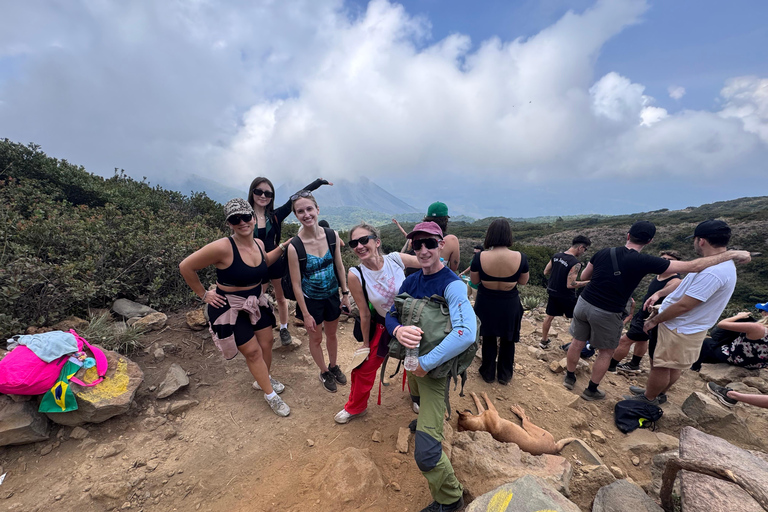 From Santa Ana City: Santa Ana Volcano HikeDa Santa Ana City: Escursione al vulcano Santa Ana