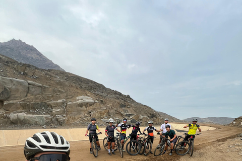 Trujillo: Chan Chan Bike Tour CHAN CHAN TOUR BY BICYCLE (E-bike)