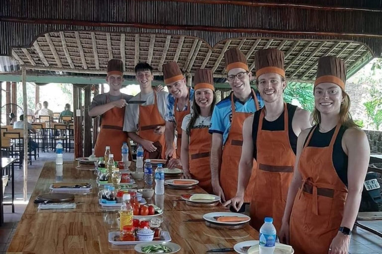 Z Da Nang: Cam Thanh Cooking Class i sanktuarium My SonDa Nang: lekcja gotowania Cam Thanh i wycieczka grupowa do sanktuarium My Son