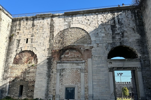Zwiedzanie Bizancjum i Konstantynopola w StambuleZwiedzanie Bizancjum i Konstantynopola, pałac, mury, kościół