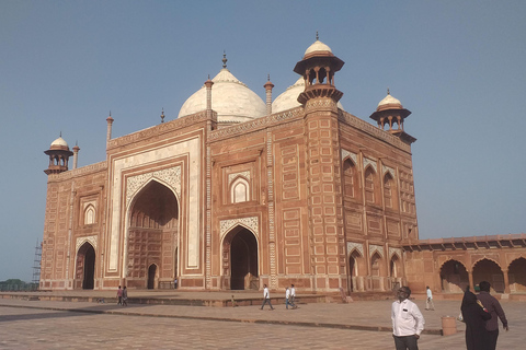 Agra Three World Heritages Sites Tour From Goa with FlightsPick up+drop off+Car+Hotel+Guide+Monument tickets