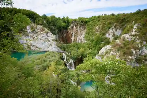 Zadar: Plitvice Lakes: Transfer Tour with pro photographer