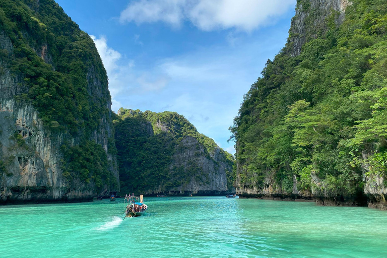 Koh Phi Phi Maya Bay Excursión Matinal en Barco Privado de Cola LargaExcursión matinal de 4 horas en Longtail