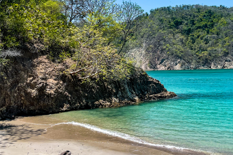 From Jaco: Tortuga Island Boat Tour with Snorkel and Lunch