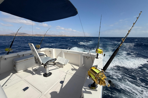 Corralejo: Atlantic Sport Fishing Charter Corralejo: Shared Deep Sea Fishing Charter on the Atlantic
