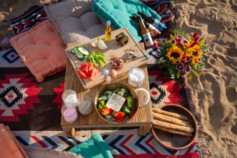 Mykonos: Visita guiada y picnic en la playa con mariscoEl Picnic de Meze de Pescado con Vino Blanco