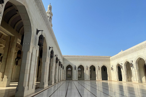 Muscat: Half-Day City Tour With Pickup & drop-off Muscat: Private City Tour - Luxury Mercedes