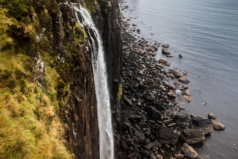 Inverness: Isle of Skye Private Day Trip with Whisky Tasting