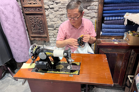 Shanghai: tour privato personalizzabile di 4 ore dei luoghi più importantiShanghai: tour di 4 ore con guida privata e macchina privata