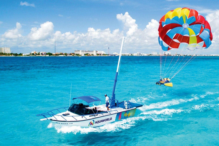 Cancun: Parasailing, Speedboat & Snorkeling Cancun: Parasailing Option